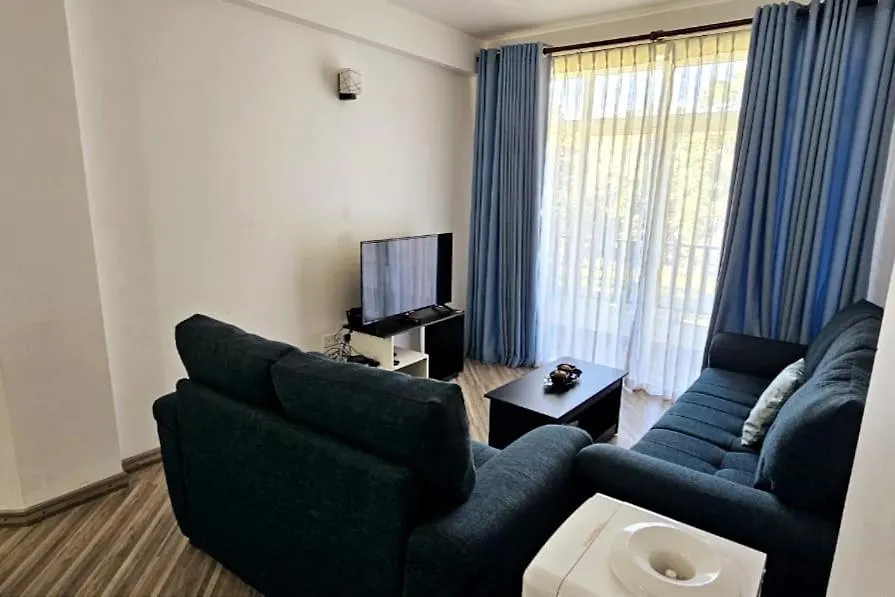 Nice 3-Bedroom Serviced Apt In Nuwara Eliya Town Apartment